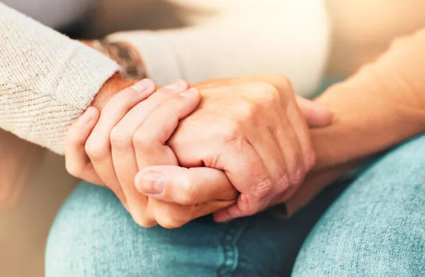 In-home care and senior caregiver services by Sonoran Family Concierge Scottsdale Arizona